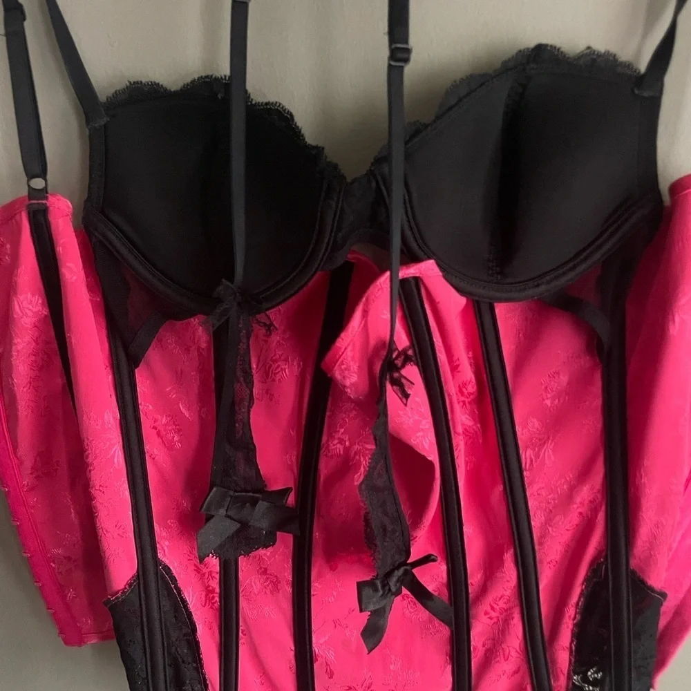 Fredericks of Hollywood Lace Corset Bustier.